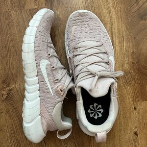 Nike Free Flyknit Womens Running Shoe